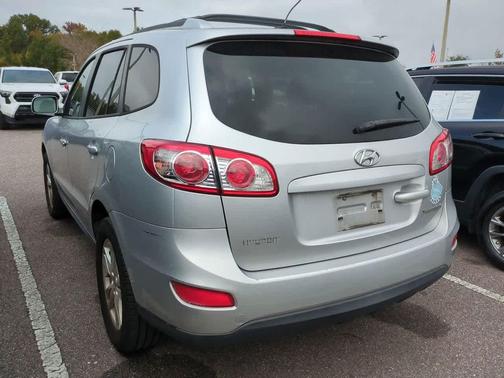 2011 Hyundai SANTA FE SE