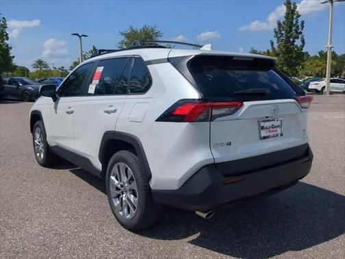 2025 Toyota RAV4 XLE Premium