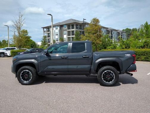 2025 Toyota Tacoma TRD Off Road
