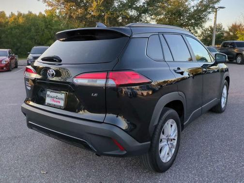 2023 Toyota Corolla Cross LE