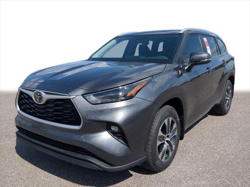 2025 Toyota Highlander XLE