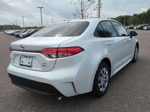 2026 Toyota Corolla Hybrid LE