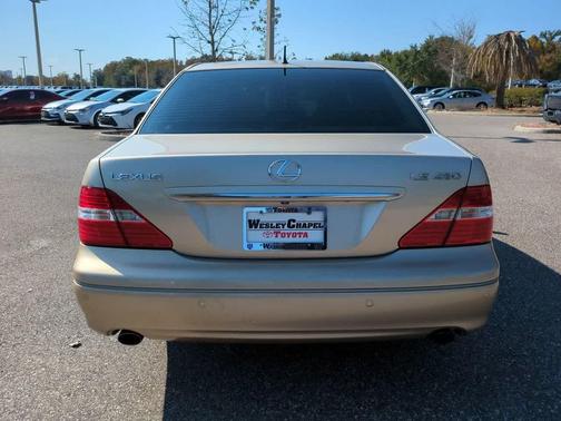 2005 Lexus LS 430 Base
