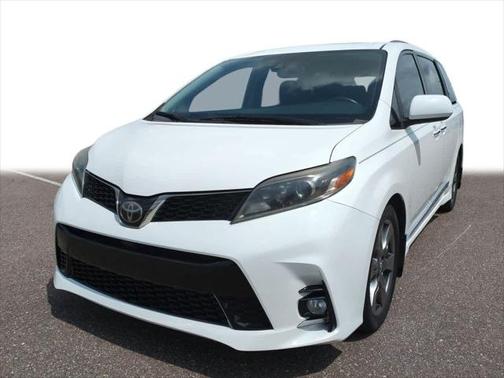 2019 Toyota Sienna SE Premium