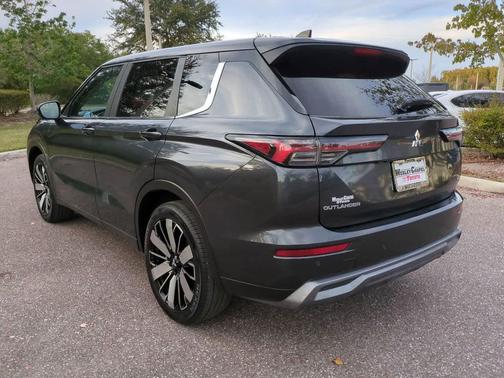 2025 Mitsubishi Outlander SE 2.5 2WD