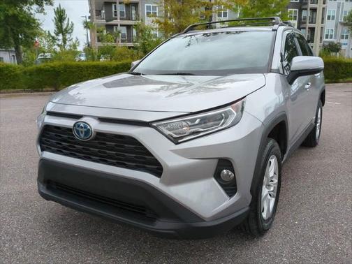 2021 Toyota RAV4 Hybrid XLE