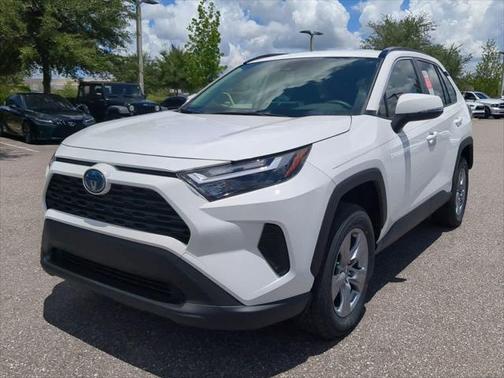 2025 Toyota RAV4 Hybrid XLE