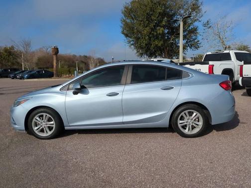 2018 Chevrolet Cruze LT