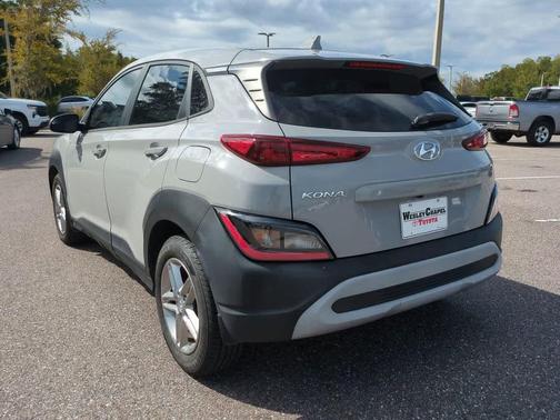 2022 Hyundai KONA SE