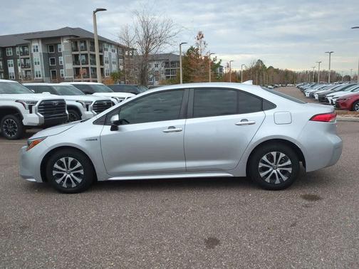 2021 Toyota Corolla Hybrid SE