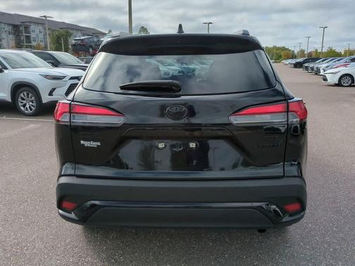 2024 Toyota Corolla Hybrid SE