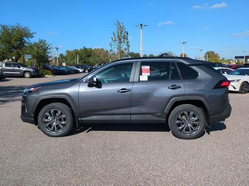 2025 Toyota RAV4 Hybrid XLE Premium