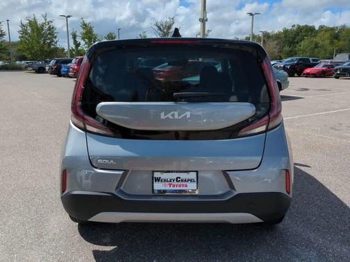 2024 Kia Soul LX