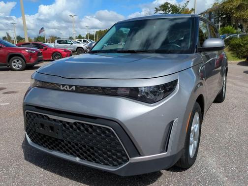 2024 Kia Soul LX