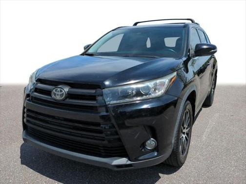 2018 Toyota Highlander SE