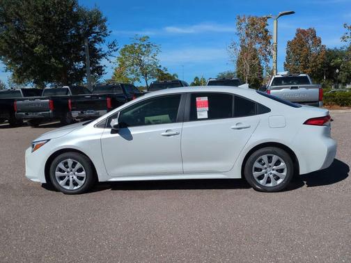 2026 Toyota Corolla Hybrid LE
