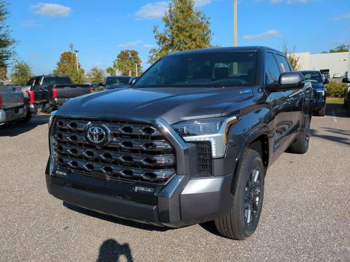 2026 Toyota Tundra Hybrid Platinum
