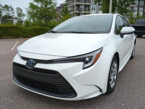 2025 Toyota Corolla Hybrid LE