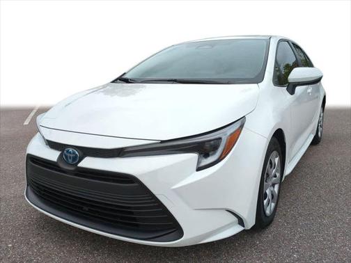 2025 Toyota Corolla Hybrid LE