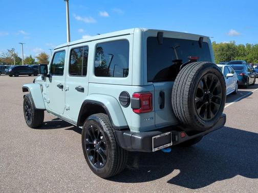 2024 Jeep Wrangler 4xe Sahara