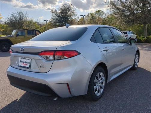 2025 Toyota Corolla Hybrid LE