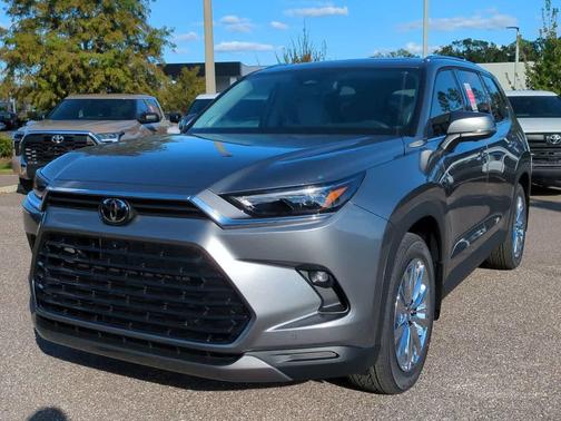2026 Toyota Grand Highlander Platinum