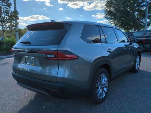 2026 Toyota Grand Highlander Platinum