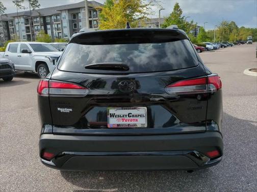 2023 Toyota Corolla Hybrid SE