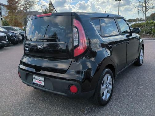 2017 Kia Soul Base