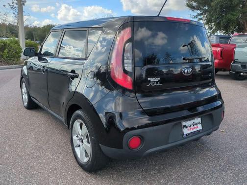 2017 Kia Soul Base