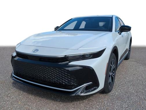 2026 Toyota Crown XLE