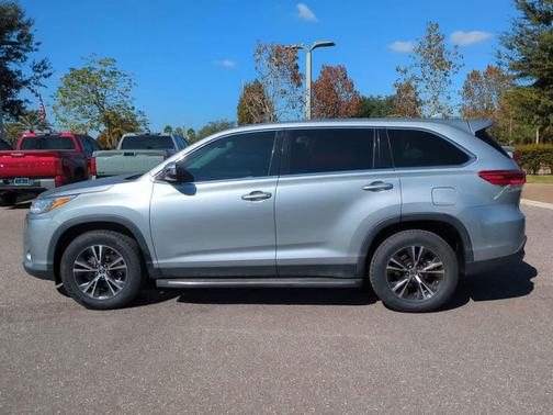 2019 Toyota Highlander LE Plus