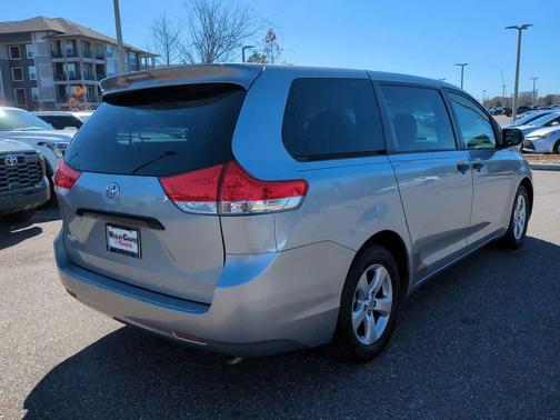 2014 Toyota Sienna L