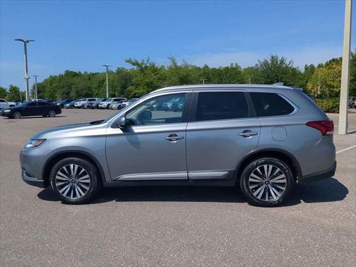 2020 Mitsubishi Outlander SEL