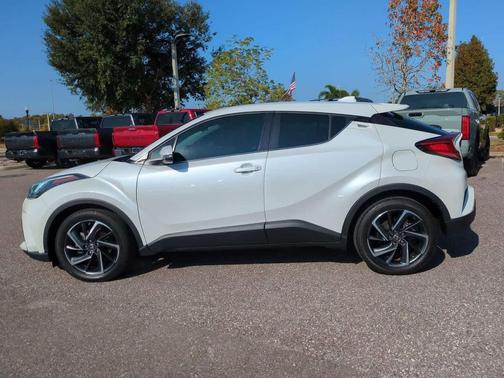 2022 Toyota C-HR Limited