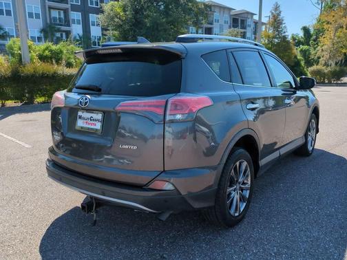2017 Toyota RAV4 Limited