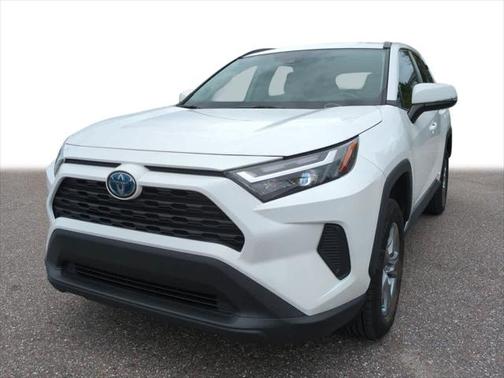 2022 Toyota RAV4 Hybrid XLE