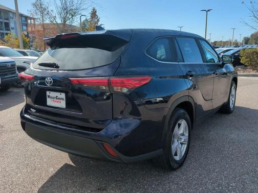 2022 Toyota Highlander L