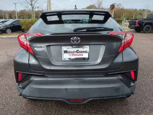 2018 Toyota C-HR XLE Premium