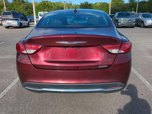 2015 Chrysler 200 Limited