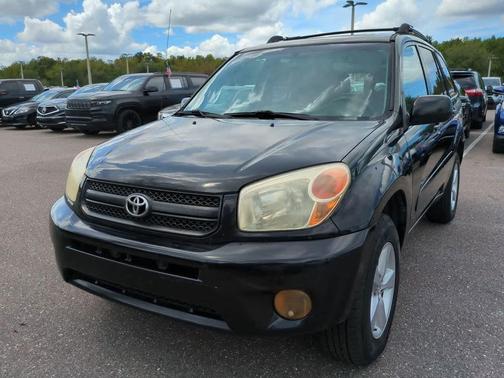 2005 Toyota RAV4 Base