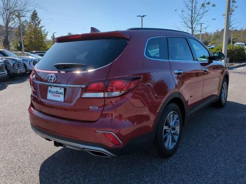 2017 Hyundai SANTA FE SE