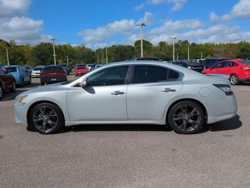 2013 Nissan Maxima SV