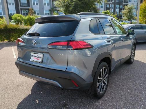 2024 Toyota Corolla Cross XLE