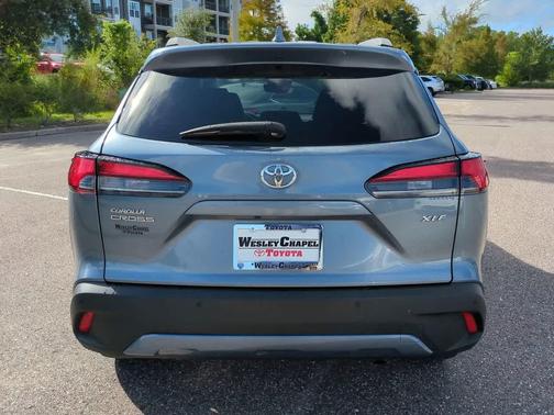 2024 Toyota Corolla Cross XLE