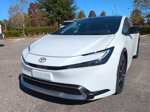 2026 Toyota Prius Plug-In Hybrid XSE