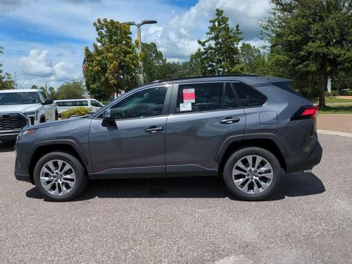 2025 Toyota RAV4 XLE Premium