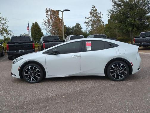 2026 Toyota Prius Plug-In Hybrid XSE