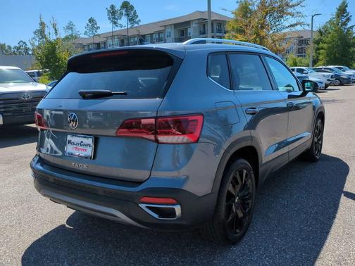 2024 Volkswagen Taos 1.5T SE