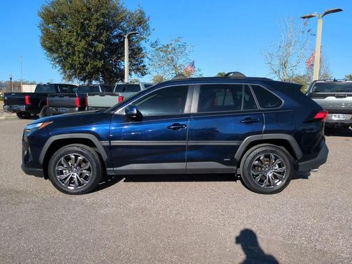 2023 Toyota RAV4 Hybrid XLE Premium